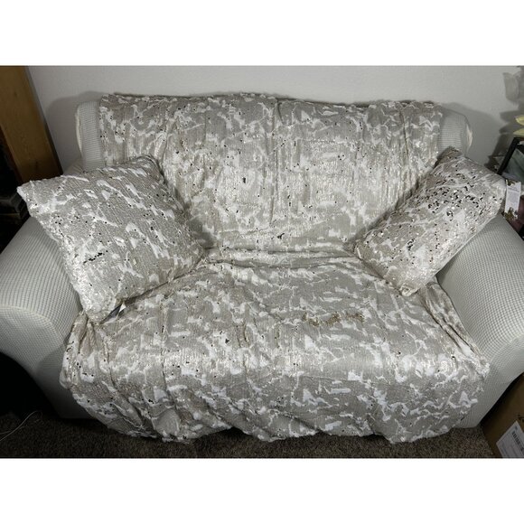 Aviva Stanoff Mermaid Sequin Cream Gold Throw /2 Pillow Set, Total Luxury, NWT, - Picture 1 of 11